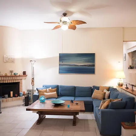 アパート Our Dreamhouses In Heraion Sea ルートラキ